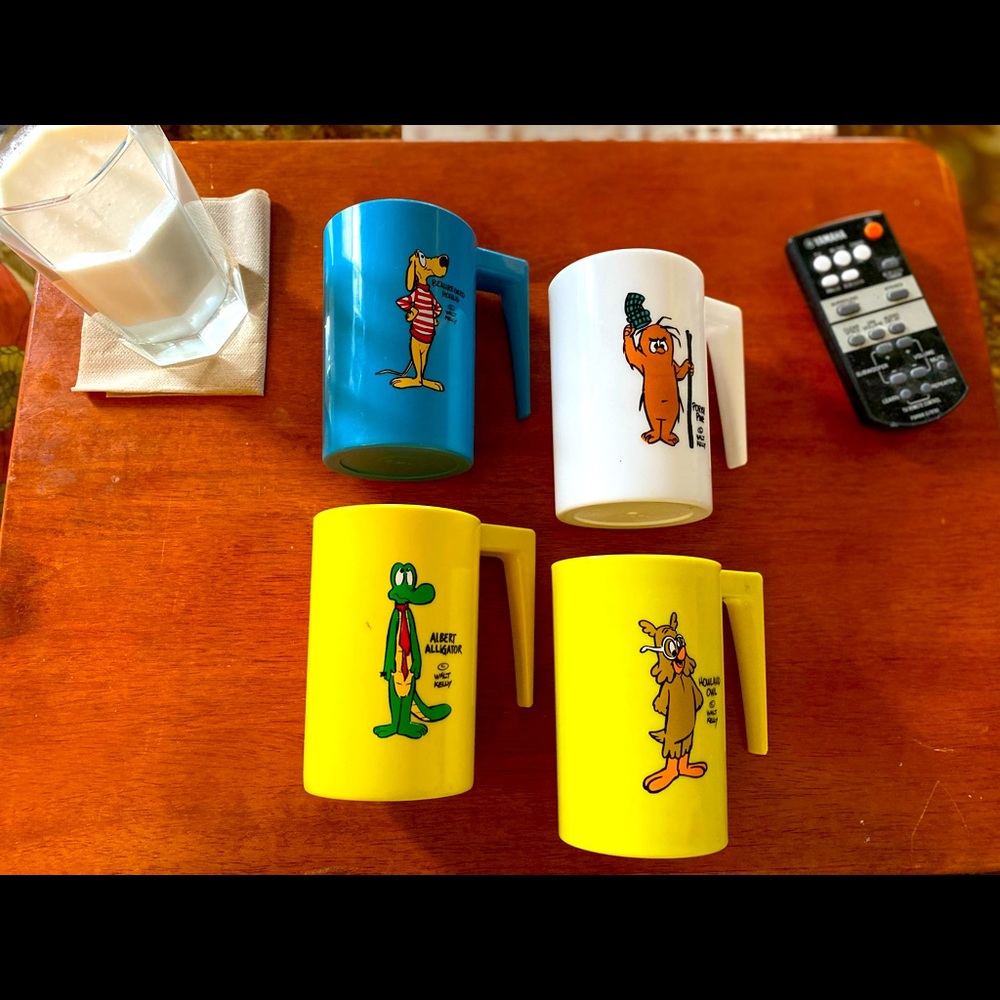 Vintage 1970’s Walt Kelly mugs (Set of 4)
